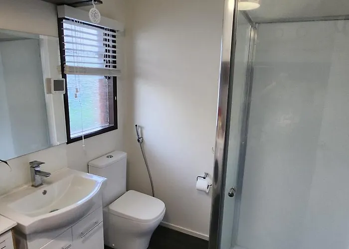 Spacious And Apartment *